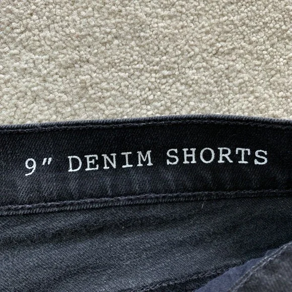 Madewell 9" Denim Shorts‎ in Everton Wash Mens 36 Black Raw Hem Summer Outdoor - Picture 4 of 12